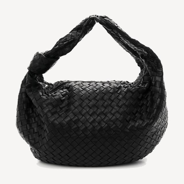 Bottega Veneta Jodie in black intrecciato lambskin