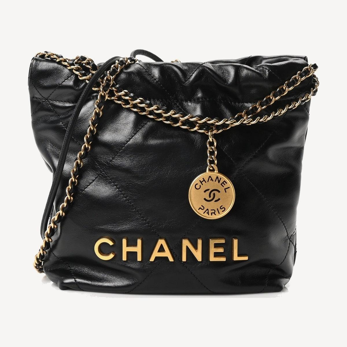 Chanel 22 Mini in black shiny calfskin with gold-tone metal