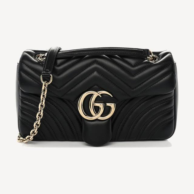 Gucci GG Marmont Medium in black chevron matelassé lambskin