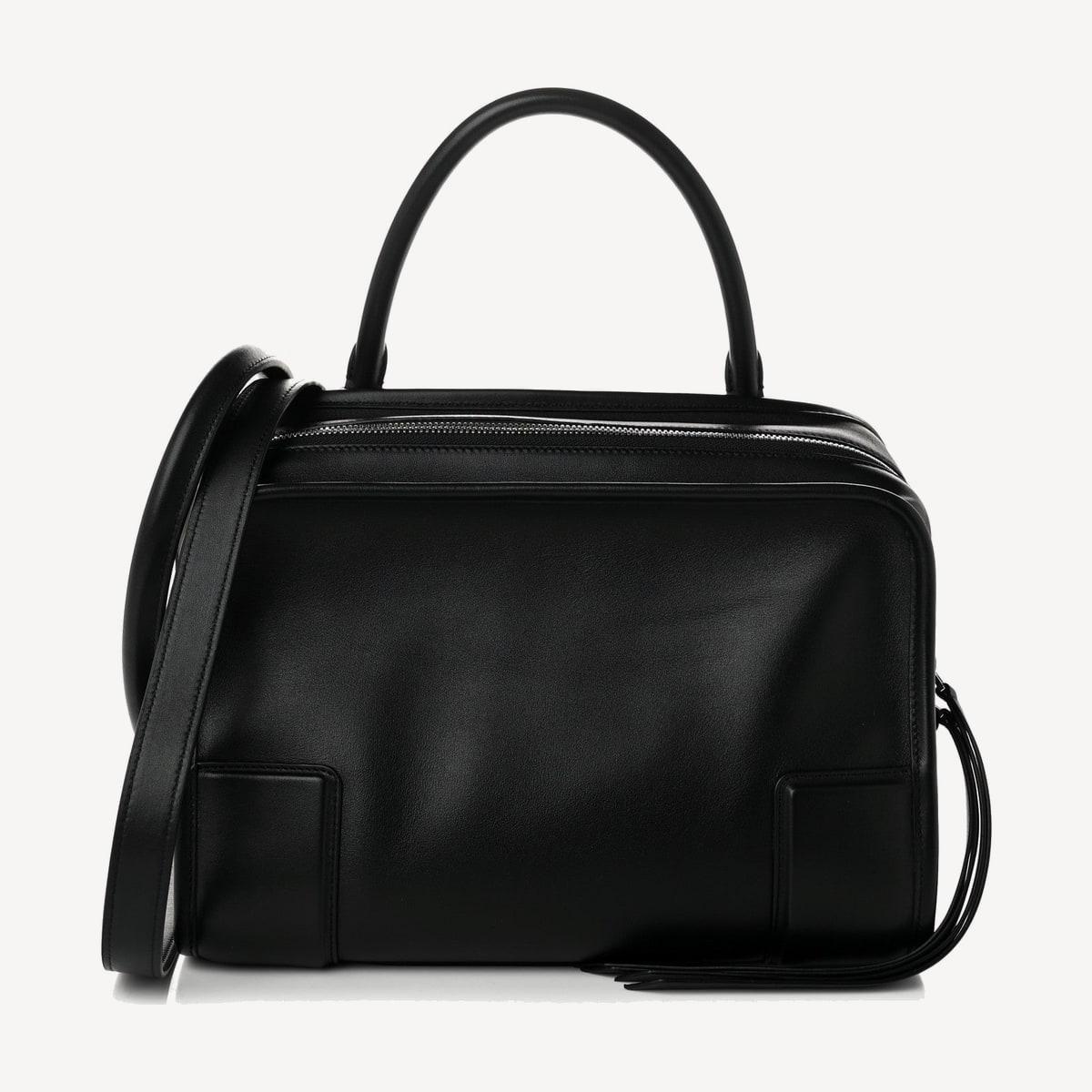 Loewe Amazona 180 Medium in black soft calfskin