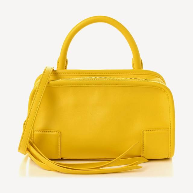 Loewe Amazona 180 Mini in black soft calfskin