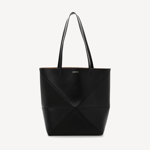 Loewe Puzzle Fold Tote Medium in black shiny calfskin