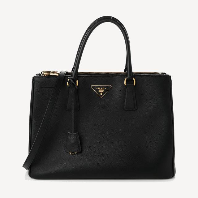 Prada Galleria Large in black Saffiano leather