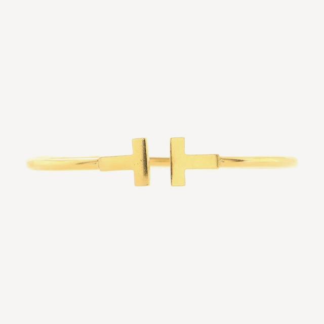 Tiffany T Wire narrow bracelet in yellow gold