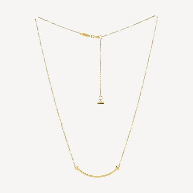 Tiffany T Smile small pendant in yellow gold