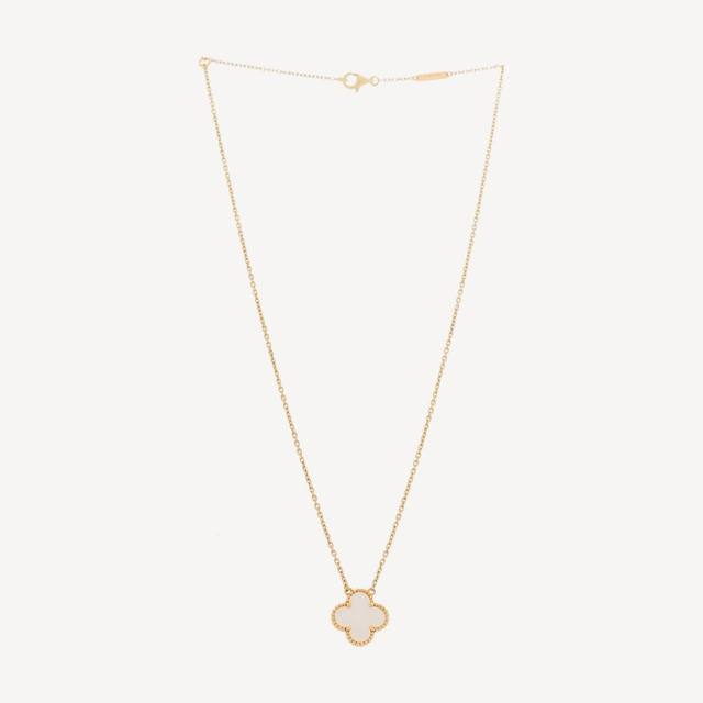 Van Cleef & Arpels Vintage Alhambra pendant in yellow gold and mother-of-pearl